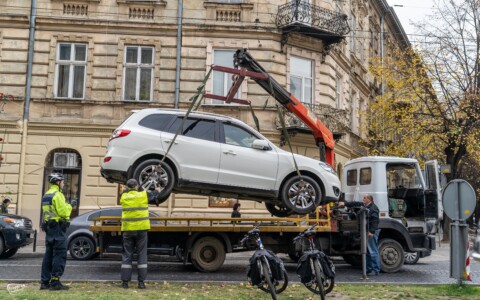 Lwów parking